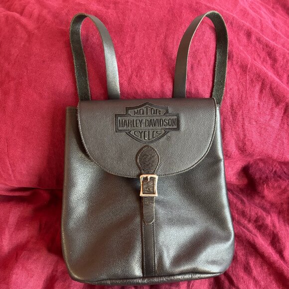 Harley-Davidson Handbags - Harley-Davidson Black Leather Backpack with Buckle